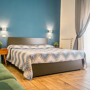Hub Ferroviario - 12 Posti Letto Per Il Tuo Gruppo A Con Wifi E Netflix Отель типа 
